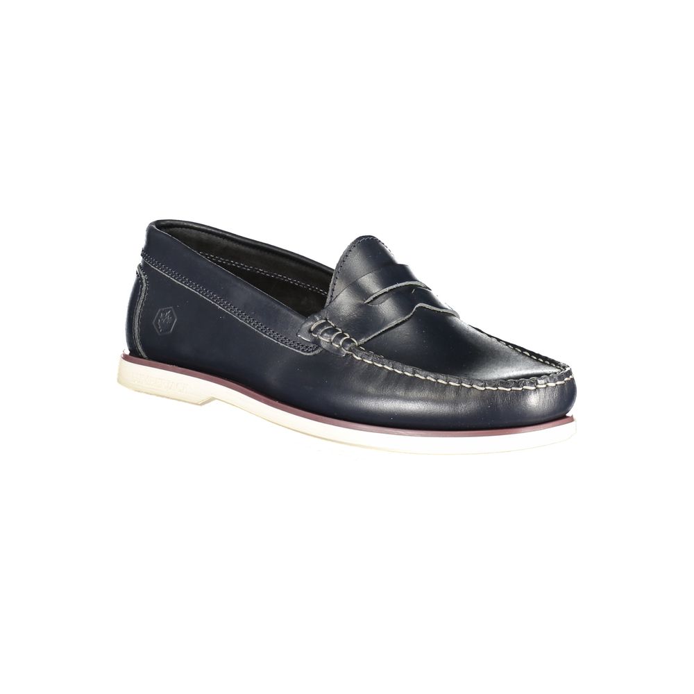 Boat Loafer Loafers Slip-On Shoes by Lumberjack for men in polyurethane leather blue features an timeless silhouette from the Men's Polyurethane Leather Boat Loafer Loafers Slip-On Shoes collection, defined by a timeless and for a timeless look.