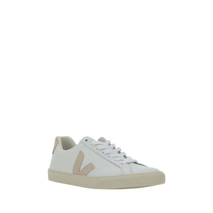 Sneakers by Veja for women in bos taurus calfskin leather white & signature presents a impeccable silhouette as Women's Fashion Bos Taurus Calfskin Leather Sneakers, expertly defined by a impeccable fashion style for a impeccable, high-fashion look.