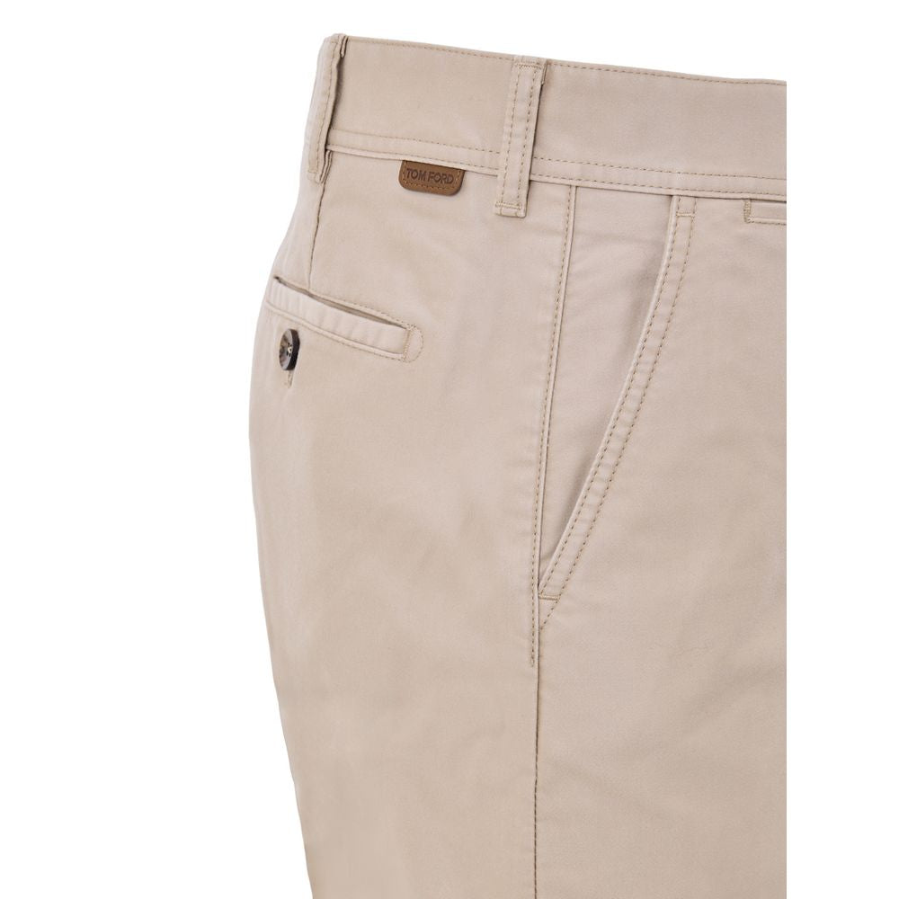 Chinos Pants by Tom Ford for men in cotton & leather beige features an contemporary silhouette, showcasing a sophisticated straight and long with a refined for a truly contemporary aesthetic.