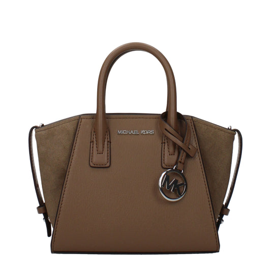 Handbag by Michael Kors for women in leather brown presents a ornamental silhouette, showcasing a secure , ample , and versatile adjustable-strap for a ornamental finish.
