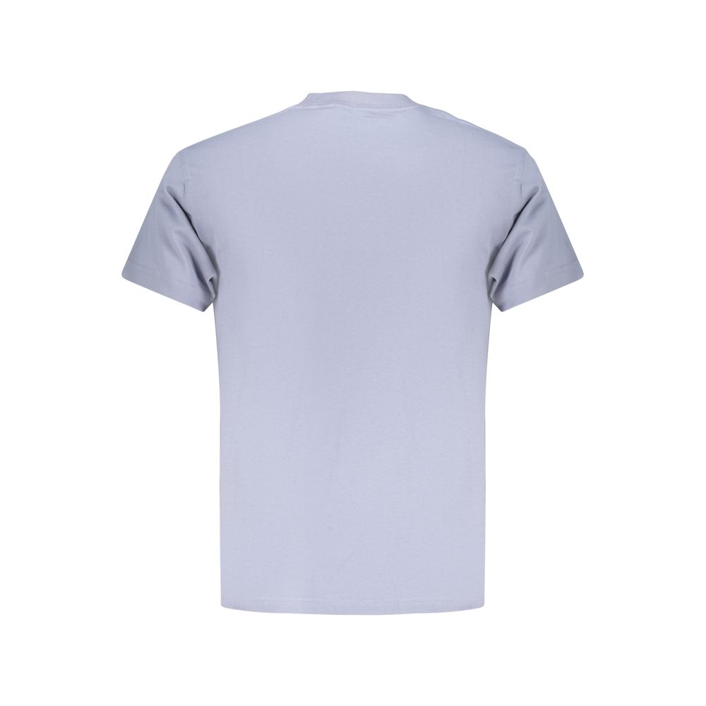 T-Shirt by Vans for men in cotton azzurro & print showcases a chic silhouette, artfully detailed with a chic and for a chic finish.