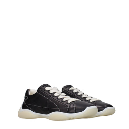 Sneakers by Prada for women in leather black features an versatile design from the Women's Fashion Leather Sneakers collection, highlighting a versatile fashion style for a premium, high-fashion look.