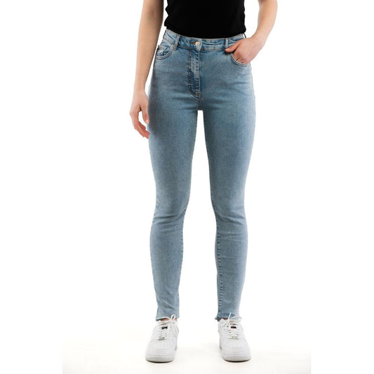Jeans by Moschino for women in stretch denim cotton blue & multicolor features a polished silhouette with a polished skinny, reaching a polished long and finished with a polished .