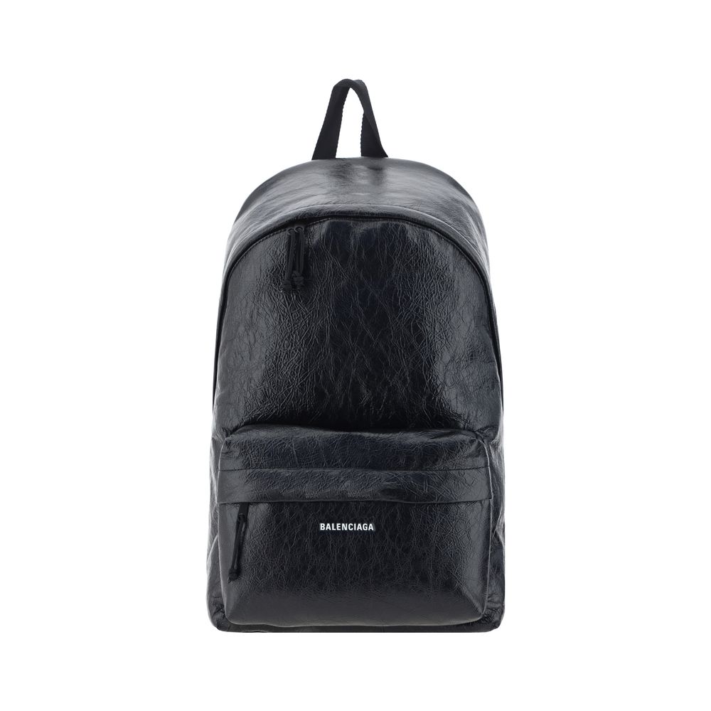 Backpack by Balenciaga for men in bos taurus calfskin leather black features an ultra-portable silhouette from the Explorer Bos Taurus Calfskin Leather Backpack range, with a secure zipper, ample , and versatile handle, backpack-strap & adjustable-strap.