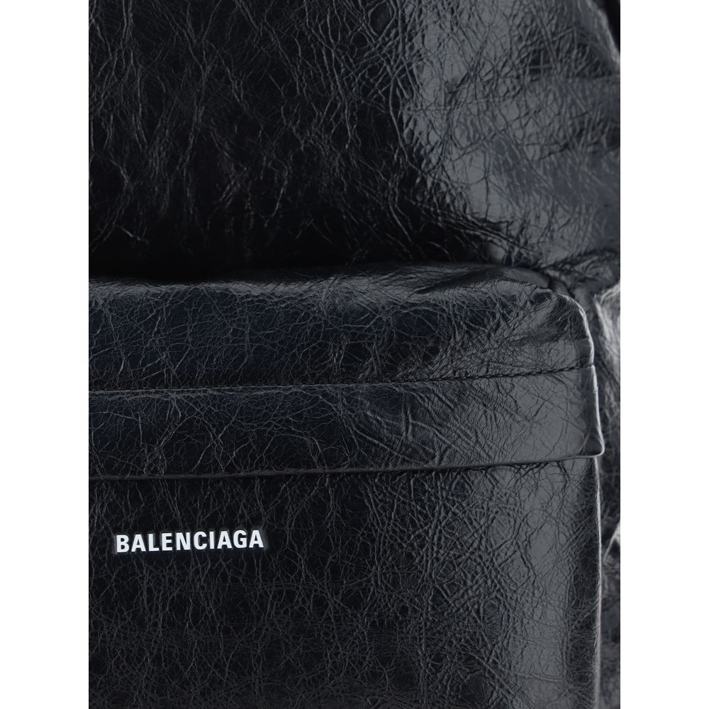 Backpack by Balenciaga for men in bos taurus calfskin leather black features a effortlessly chic Explorer Bos Taurus Calfskin Leather Backpack design, showcasing a secure zipper, ample , and versatile handle, backpack-strap & adjustable-strap for a effortlessly chic finish.