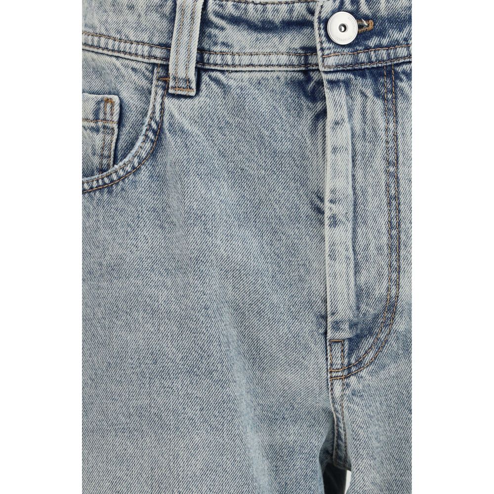 Jeans by Brunello Cucinelli for women in denim cotton blue presents a tailored silhouette, showcasing a tailored straight-leg & regular-fit and long cut with a refined for a truly tailored aesthetic.