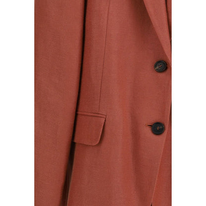 This Blazer by Brunello Cucinelli for women in linen multicolor & natural presents a tailored silhouette, meticulously tailored with a tailored and distinctive for a tailored finish.