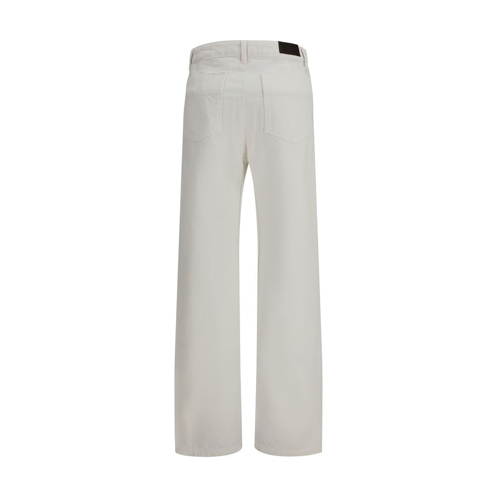 Casual Pants by Lemaire for women in cotton white presents a refined pantology silhouette, artfully defined by a refined pantology straight, regular-fit & wide, long, and a sophisticated high rise.