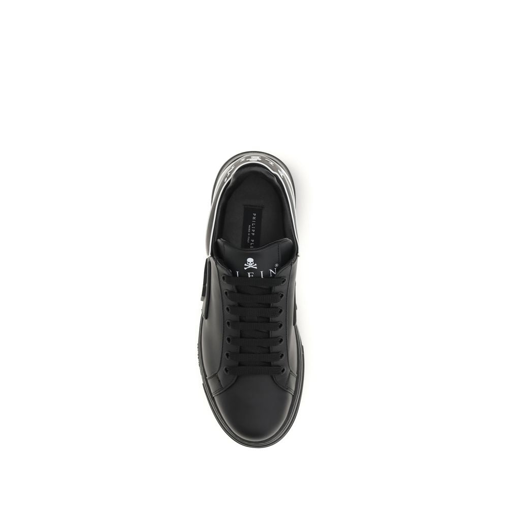 Sneakers by Philipp Plein for men in bos taurus calf leather black features an fashionable silhouette, showcasing the premium Men's Low Top Bos Taurus Calf Leather Sneakers in a fashionable low-top style that offers a fashionable finish for refined style.