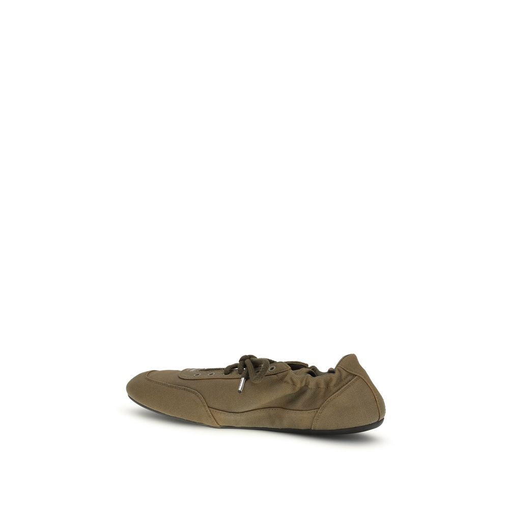 Athletic Sneakers by Prada for women in cotton canvas bicolour & print features an timeless silhouette from the Women's Athletic Cotton Canvas Sneakers collection, showcasing a timeless athletic style for a timeless look.