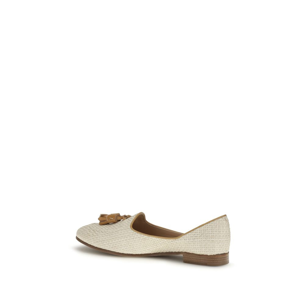 Flat Loafer Slip-On Shoes by Fratelli Rossetti for women in raffia & bos taurus calf leather beige features an effortless chic silhouette, showcasing the Women's Raffia & Bos Taurus Calf Leather Flat Loafer Slip-On Shoes design with an effortless chic flat and a for a effortless chic look.