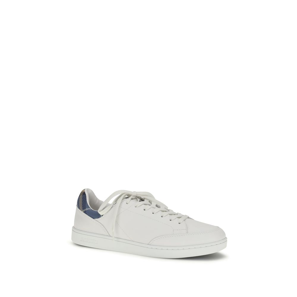 Sneakers by Burberry for men in bos taurus calf leather white & print presents a sumptuous silhouette, artfully capturing the essence of the Men's Low Top Bos Taurus Calf Leather Sneakers with its sumptuous low-top style design.