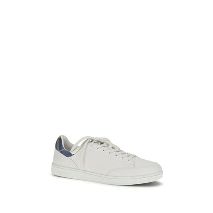 Sneakers by Burberry for men in bos taurus calf leather white & print presents a sumptuous silhouette, artfully capturing the essence of the Men's Low Top Bos Taurus Calf Leather Sneakers with its sumptuous low-top style design.