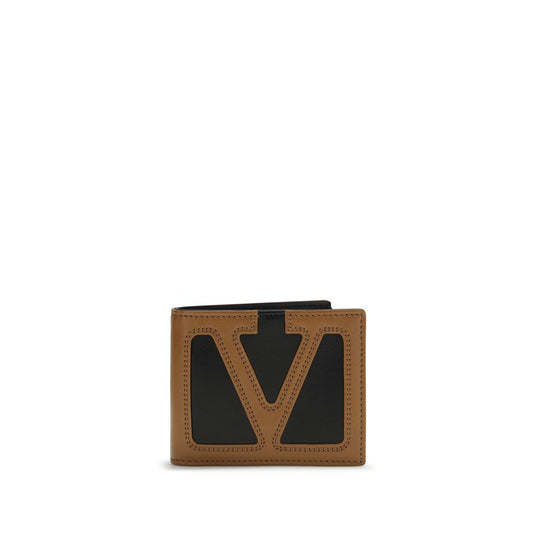 Cardholder Wallet by Valentino Garavani for men in bos taurus calf nappa leather black & signature presents a architectural silhouette from the Viva Superstar V Logo Bos Taurus Calf Nappa Leather Cardholder Wallet collection, showcasing architectural card-organization for a architectural finish.