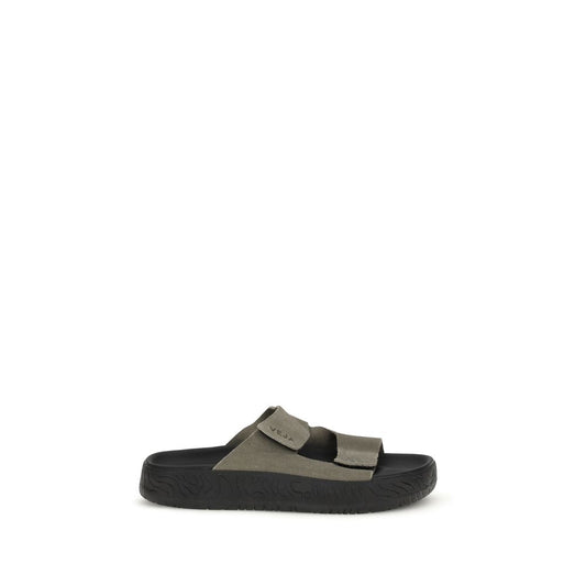 Flat Sandals by Veja for women in bos taurus calf suede leather and bicolour presents a captivating silhouette, showcasing the signature style of the City Women's Bos Taurus Calf Suede Leather Flat Sandals with a captivating flat and captivating .