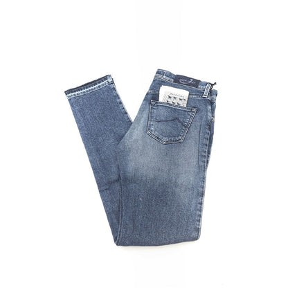 Jeans by Jacob Cohen for women in stretch denim cotton blue presents a refined pantology silhouette, artfully defined by a refined pantology slim, long, and a sophisticated .