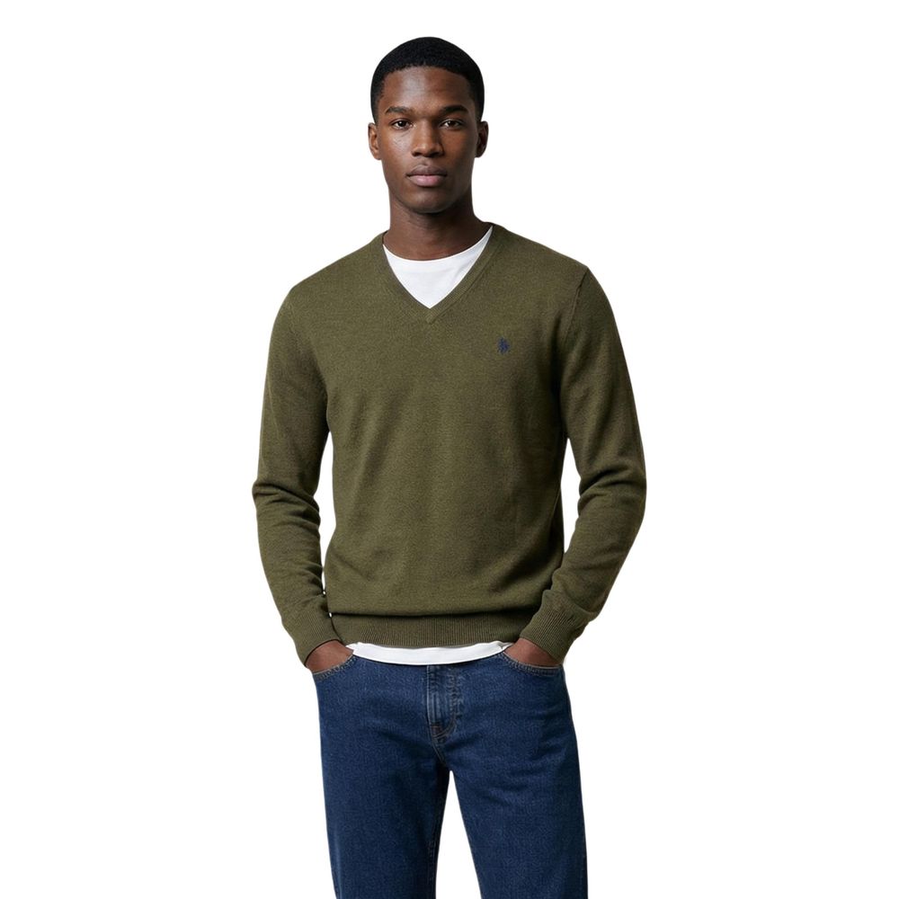 Sweatshirt by U.S. POLO ASSN. for men in cashmere cotton blend green features an magnificent silhouette, showcasing a sophisticated v-neck neckline and detail for a truly magnificent finish.