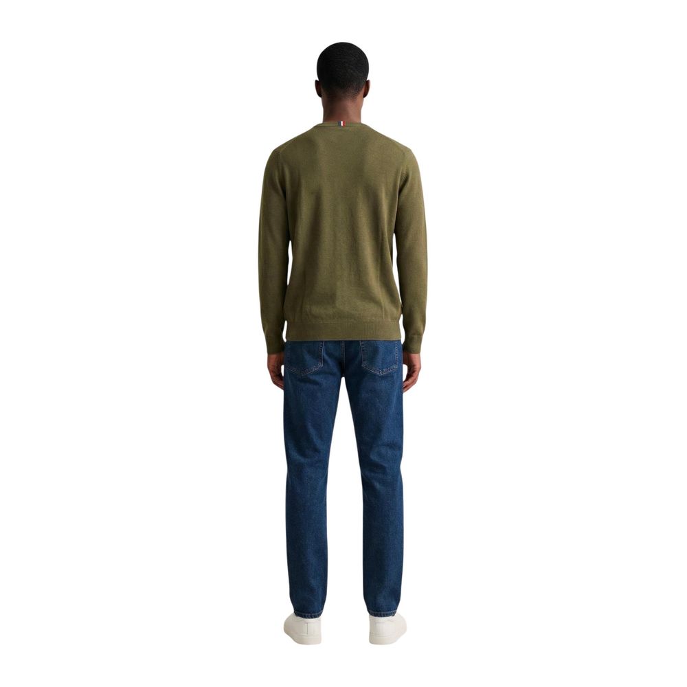 Sweatshirt by U.S. POLO ASSN. for men in cashmere cotton blend green features an enviable silhouette, showcasing a premium and refined v-neck neckline for a truly enviable finish.