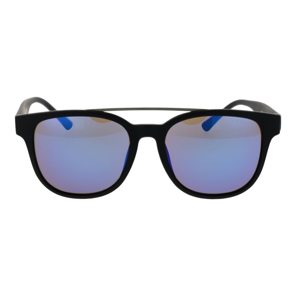 Sunglasses by Guess for men in plastic black features an ethereal full-rim square frame design with black coloured frame frames and non-polarized category-3-dark-tint lens for a ethereal finish.