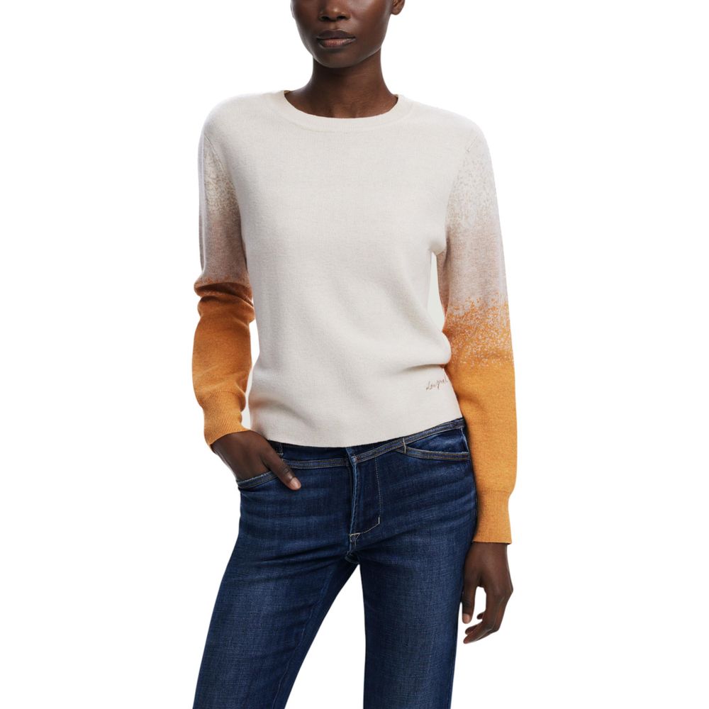 Sweatshirt by Desigual for women in polyamide polester viscose & wool gradient & beige features an enviable silhouette, showcasing a premium and refined crew neckline for a truly enviable finish.