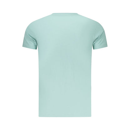 T-Shirt by Pepe Jeans for men in cotton blue & print features an on trend silhouette, perfectly showcasing a on trend and for an elevated aesthetic.