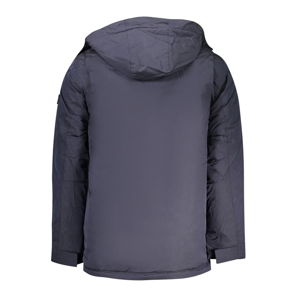 This Hooded Parka by U.S. Grand Polo for men in fur sheep leather & plush polyester blue presents a utilitarian silhouette, meticulously detailed with pockets & hooded and a utilitarian hooded neckline for a sophisticated, weather-ready look.