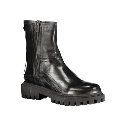 Ankle Boots by Cafenoir for women in polyester polyurethane leather black features an high-performance design from the Essence Women's Polyester Polyurethane Leather Ankle Boots collection, highlighting a high-performance and for a refined look.