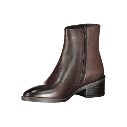 Ankle Boots by Cafenoir for women in polyester polyurethane leather brown & signature features an performance-driven Women's Polyester Polyurethane Leather Ankle Boots silhouette, defined by a sophisticated and a performance-driven .