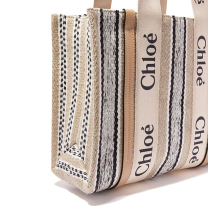 Large Tote Bag by Chloé for women in linen beige & signature features an jet-setting Linen Large Tote Bag design with a secure , jet-setting , and versatile handle for a jet-setting look.