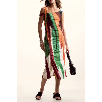Dress by Desigual for women in stretch polyester brown & patterned features an cute silhouette, detailed with a sleeveless and that elegantly flows into a cute midi.