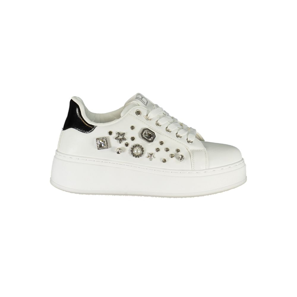 Sneakers by Laura Biagiotti for women in polyester & polyurethane white features a sumptuous design, perfectly showcasing the sumptuous fashion style of this Women's Fashion Polyester & Polyurethane Sneakers.