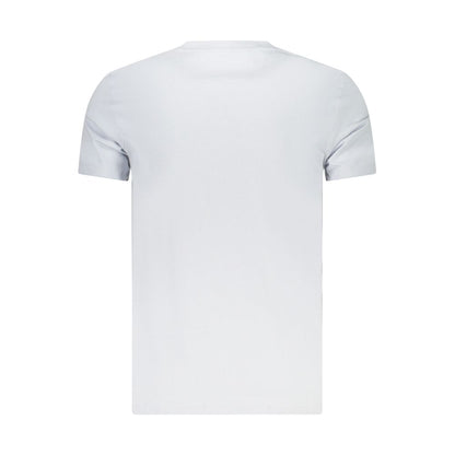T-Shirt by Timberland for men in cotton azzurro features an edgy silhouette, meticulously detailed with a sophisticated and for a truly edgy finish.