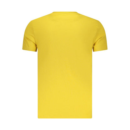 T-Shirt by Timberland for men in cotton yellow showcases a unassuming silhouette, artfully detailed with a refined and unassuming for a sophisticated, contemporary look.