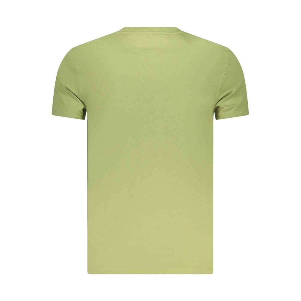 T-Shirt by Timberland for men in cotton green showcases a chic silhouette, artfully detailed with a chic and for a chic finish.
