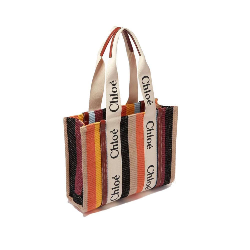 Tote Bag by Chloé for women in grained leather beige & signature showcases a statuesque Grained Leather Tote Bag design, featuring a secure , ample , and versatile handle for a statuesque finish.