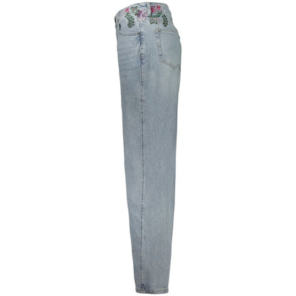 Jeans by Desigual for women in denim cotton blue presents a refined pantology silhouette, artfully defined by a refined pantology straight-leg, long, and a sophisticated .