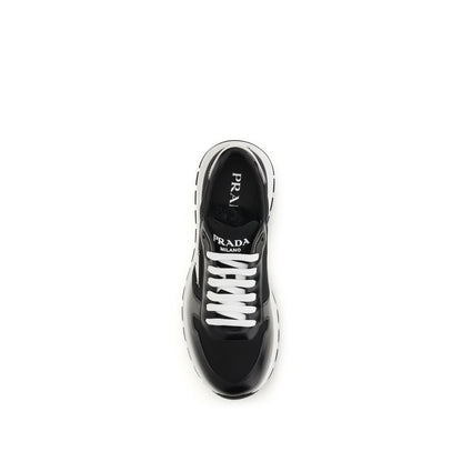 Athletic Sneakers Prada men polyamide bos taurus calf leather black featuring a avant-garde Men's Athletic Polyamide Bos Taurus Calf Leather Sneakers design with a avant-garde athletic style for a refined finish.
