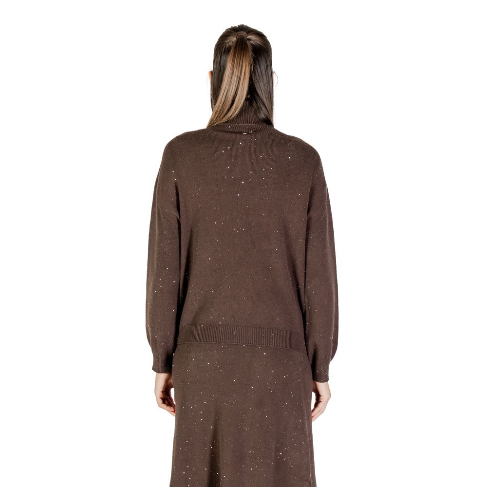 Sweatshirt by Liu Jo for women in polyamide polester viscose brown features a unrivaled silhouette with a refined high-neck neckline and unrivaled detailing for a sophisticated look.