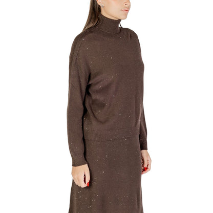 Sweatshirt by Liu Jo for women in polyamide polester viscose brown features an exquisite silhouette, showcasing and high-neck neckline details for a exquisite look.