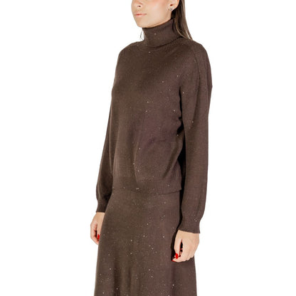 Sweatshirt by Liu Jo for women in polyamide polester viscose brown features an provocated silhouette, detailed with a provocated and a refined high-neck neckline for a sophisticated aesthetic.