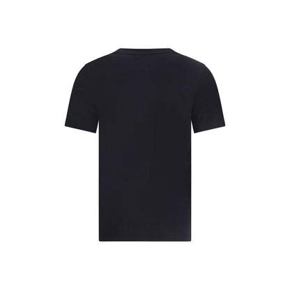 T-Shirt by Maison Kitsuné for women in organic cotton black & signature features an edgy silhouette, meticulously detailed with a sophisticated and crew neckline for a truly edgy finish.
