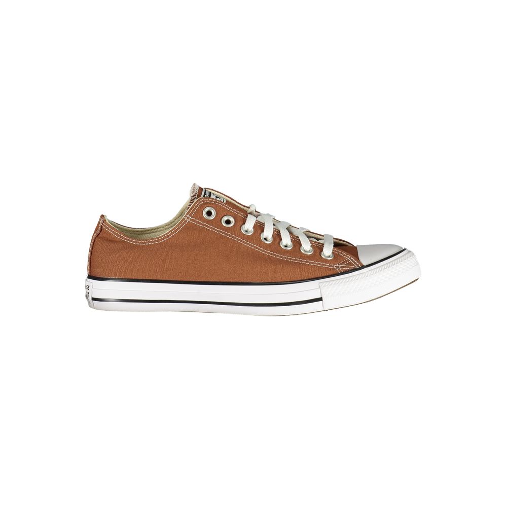 Sneakers by Converse for men in polyester brown presents a sumptuous silhouette, artfully capturing the essence of the Men's Low-Top Polyester Sneakers with its sumptuous low-top style design.
