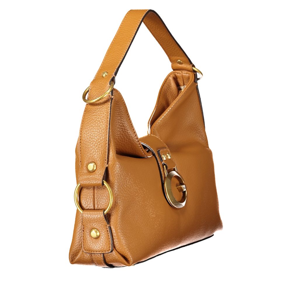Shoulder Handbag by Guess Jeans for women in polyethylene brown presents a ornamental silhouette, showcasing a secure snap & zipper, ample internal-pockets, and versatile shoulder-strap & handle for a ornamental finish.