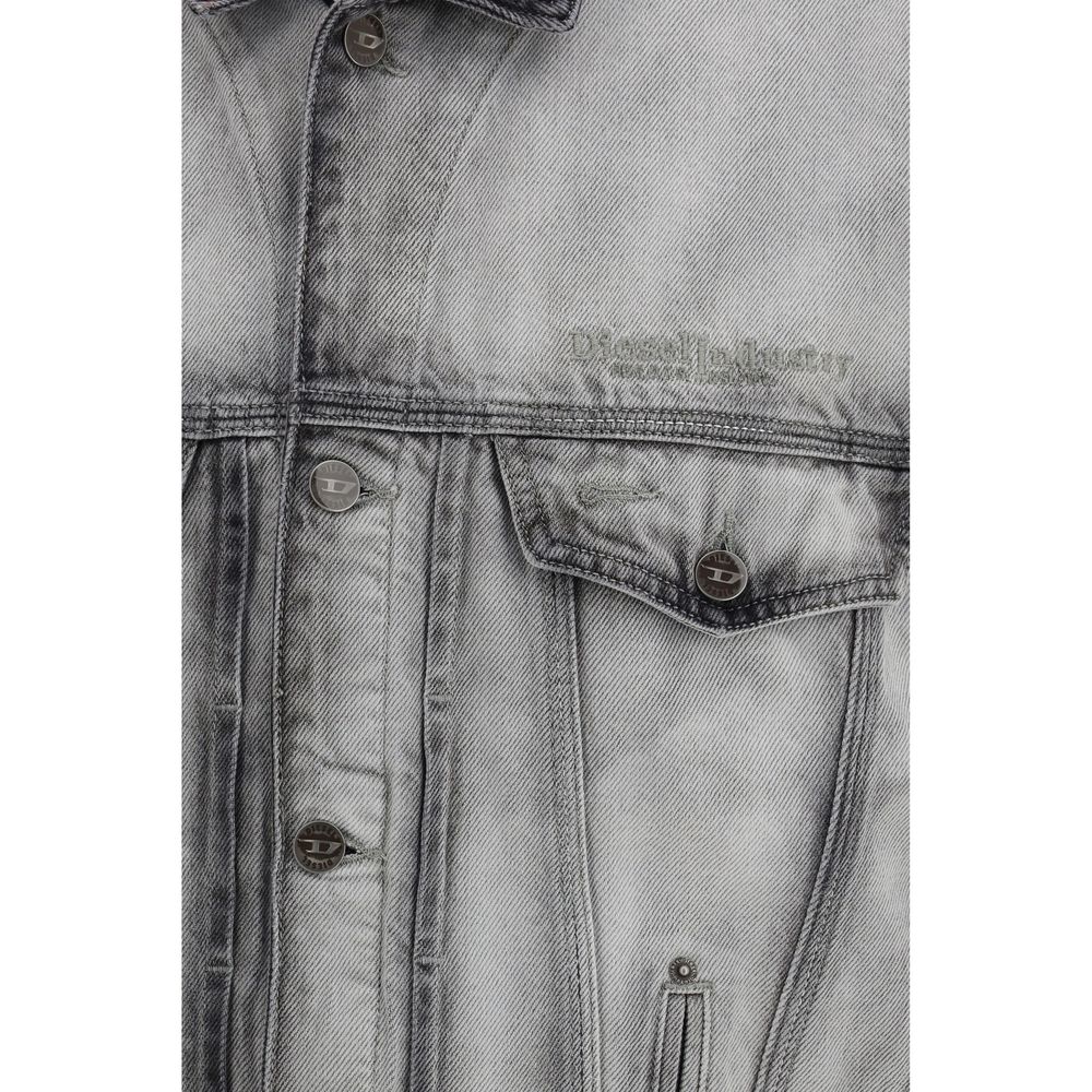 Trucker Jacket by Diesel for men in denim cotton & hemp gray features an contemporary silhouette, showcasing a sophisticated and contemporary pockets for a truly refined look.