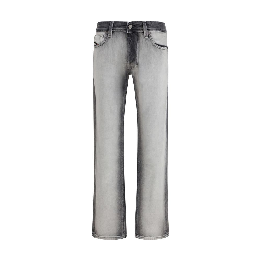 Jeans by Diesel for men in cotton denim & calf leather gray features a polished silhouette with a polished bootcut, regular-fit & slim, reaching a polished long and finished with a polished low rise.