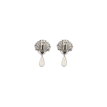 Earrings by Alessandra Rich for women in nylon silver showcases a enchanting silhouette, artfully incorporating the intricate drop seen in the Women's Drop Silver Metal & Crystal Earrings.