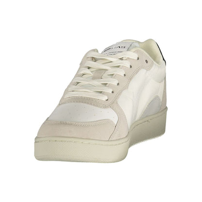Sneakers by Gas for men in polyester & polyurethane white features a sumptuous design, perfectly showcasing the sumptuous low-top style of this Men's Low-Top Polyester & Polyurethane Sneakers.