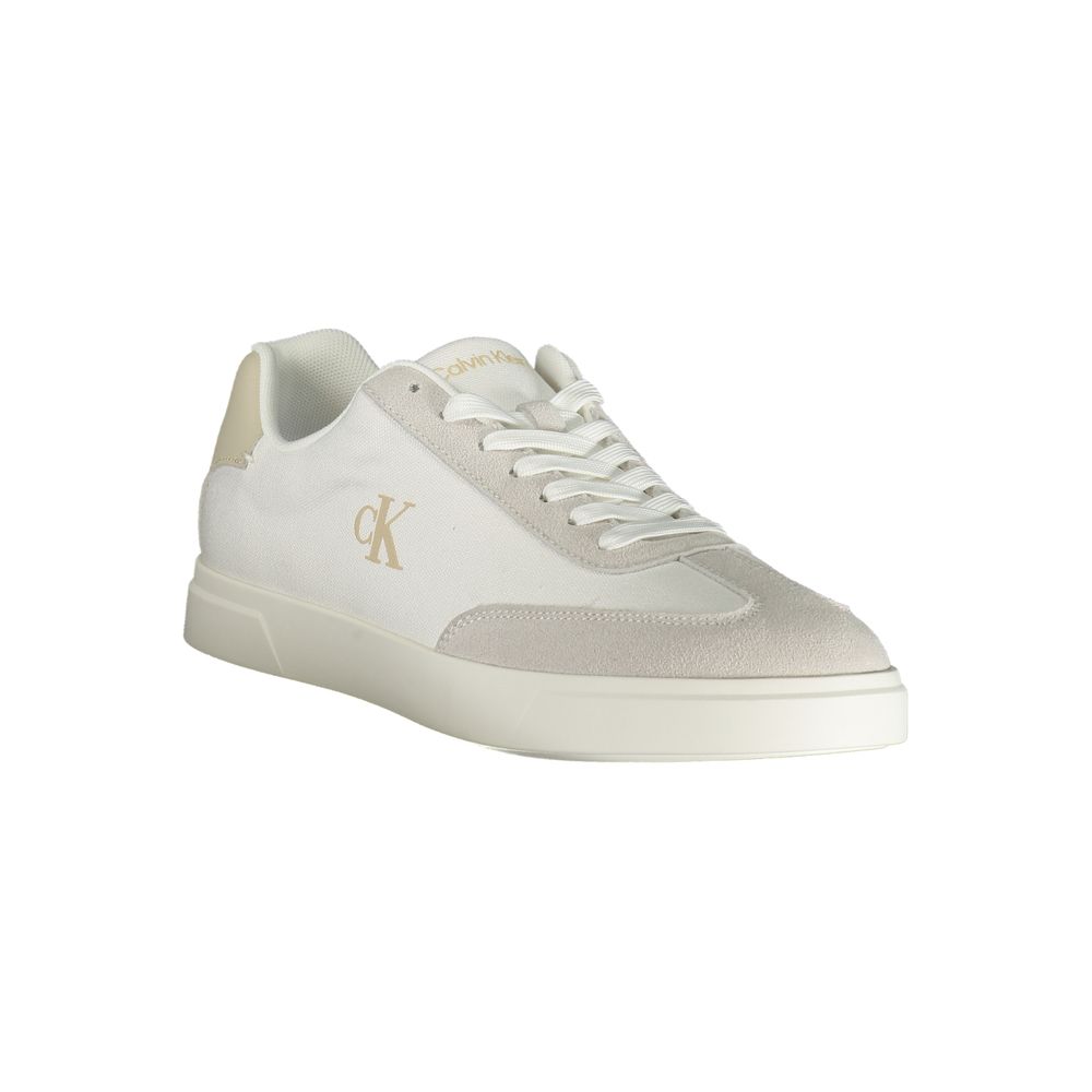 Sneakers by Calvin Klein for men in polyester polyurethane leather white features an sumptuous design from the Essence Men's Low-Top Polyester Polyurethane Leather Sneakers collection, highlighting a sumptuous low-top style for a premium, high-fashion look.