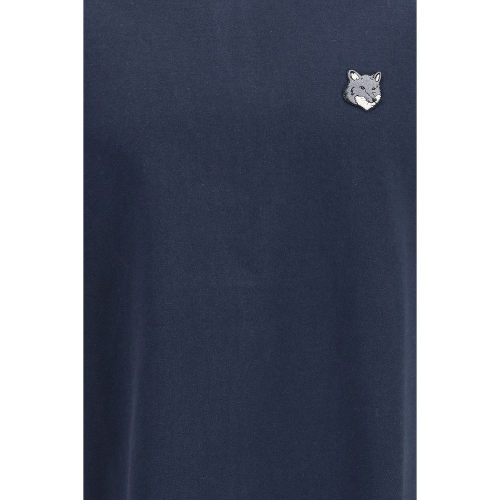 T-Shirt by Maison Kitsuné for men in organic cotton blue, gray & signature showcases a unassuming silhouette, artfully detailed with a refined and unassuming for a sophisticated, contemporary look.