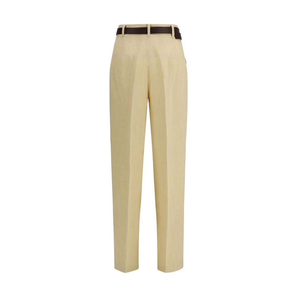 Casual Pants by Max Mara for women in linen beige & natural features an sophisticated and regular-fit with a precise long, creating a sophisticated and sophisticated silhouette.